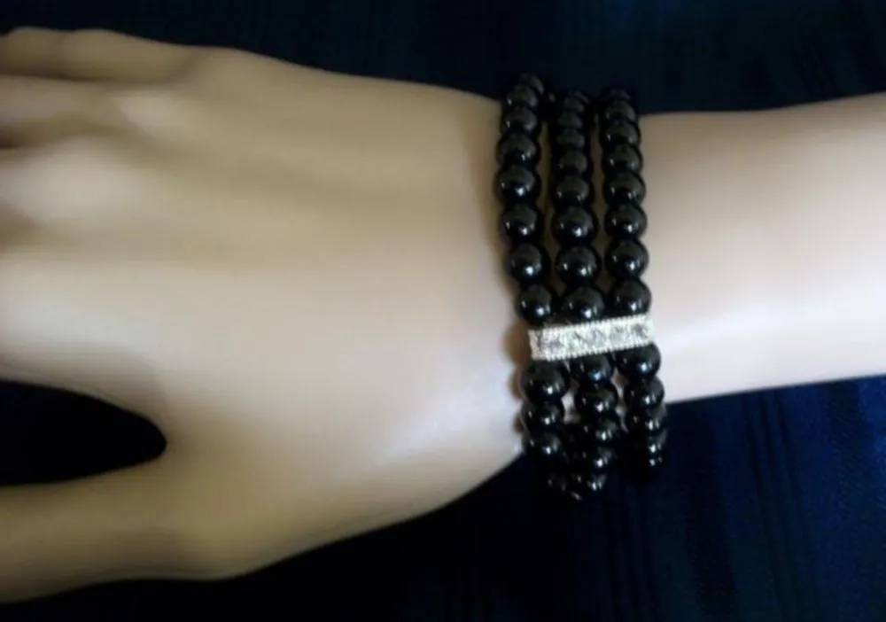 Necklace 520 Black Beads Pendants and Bracelet Set Jewelry