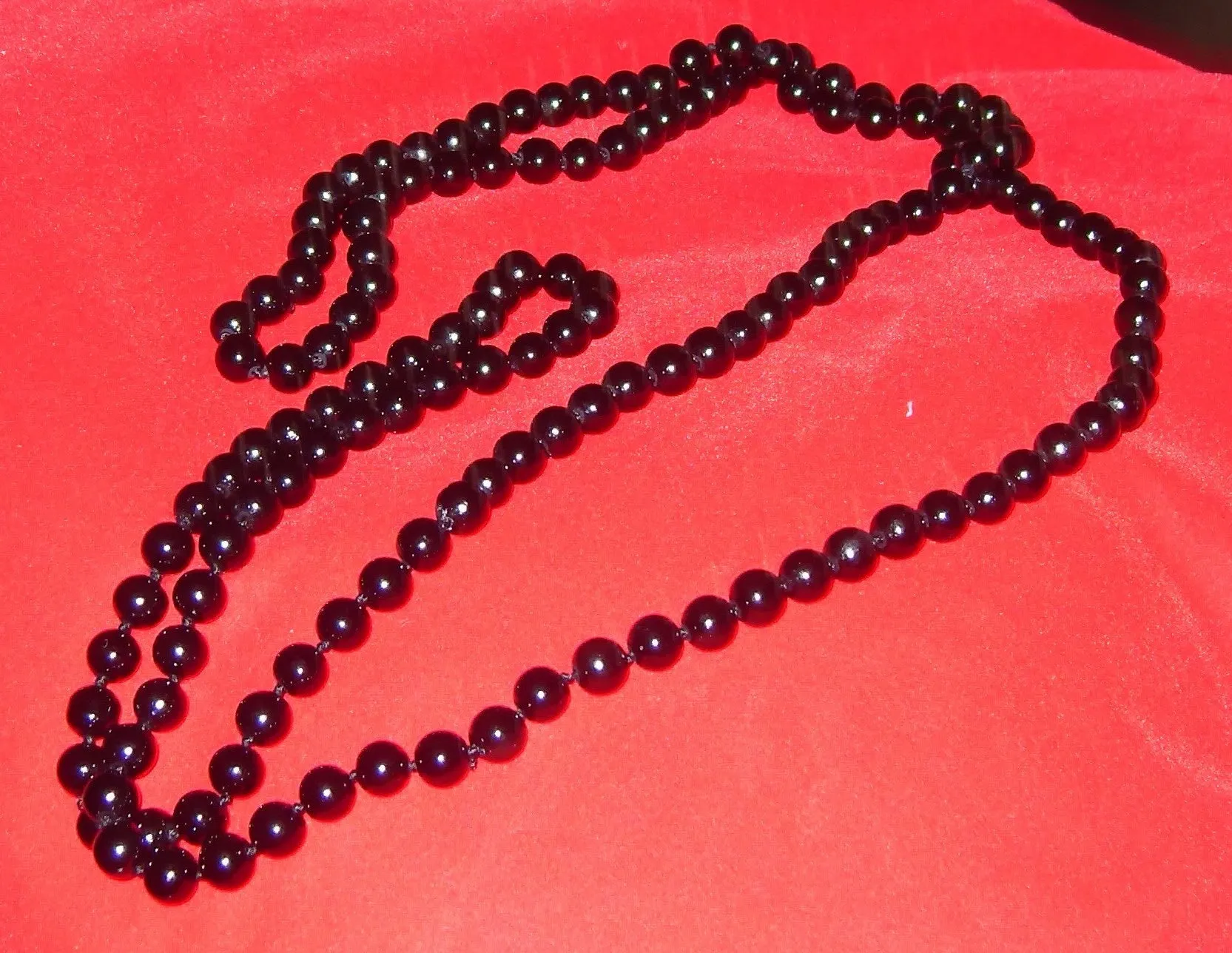 Necklace 520 Black Beads Pendants and Bracelet Set Jewelry