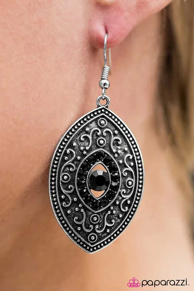 Paparazzi Earring ~ Once Upon a Princess - Black