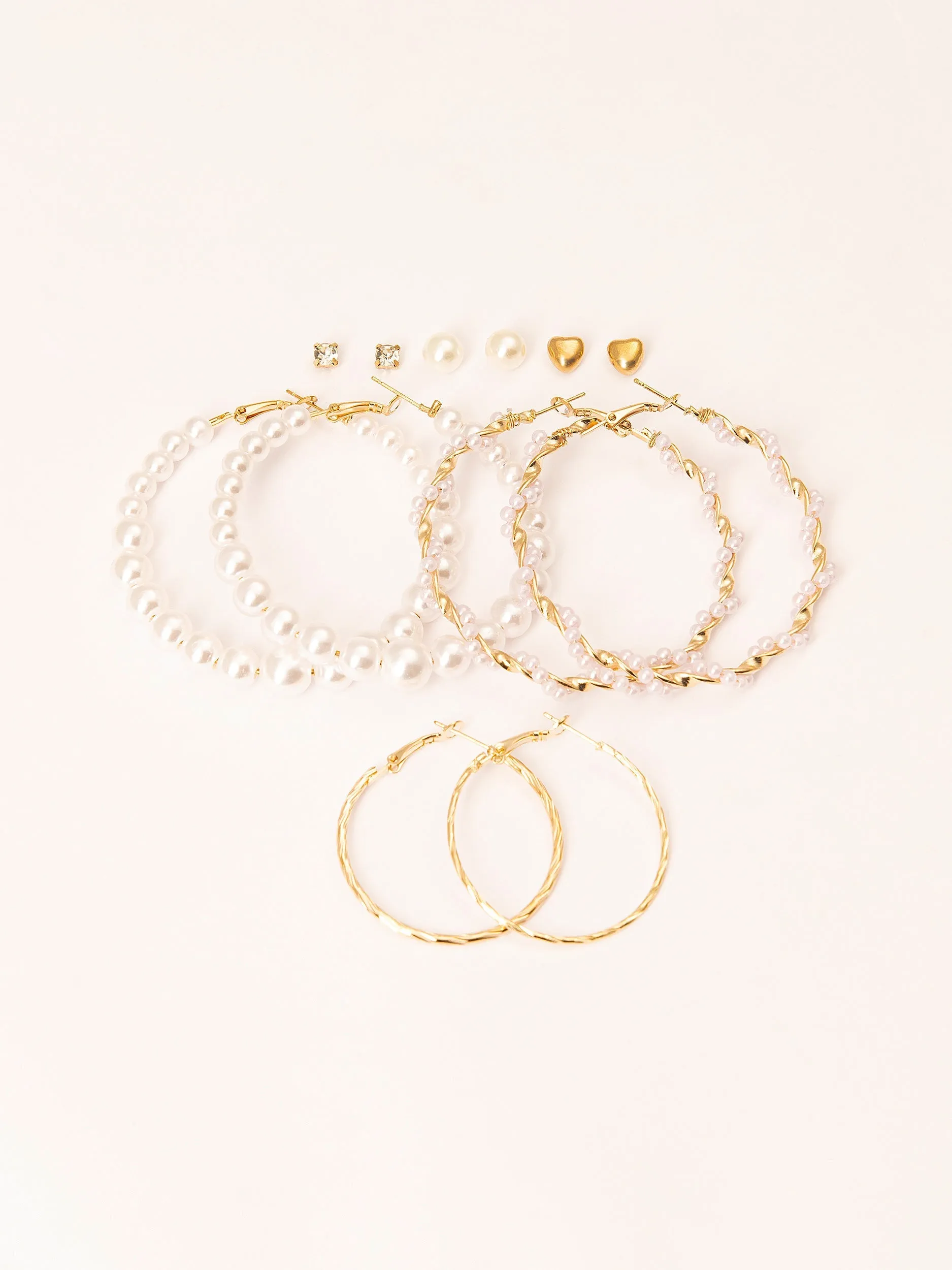 Pearly Earrings Set