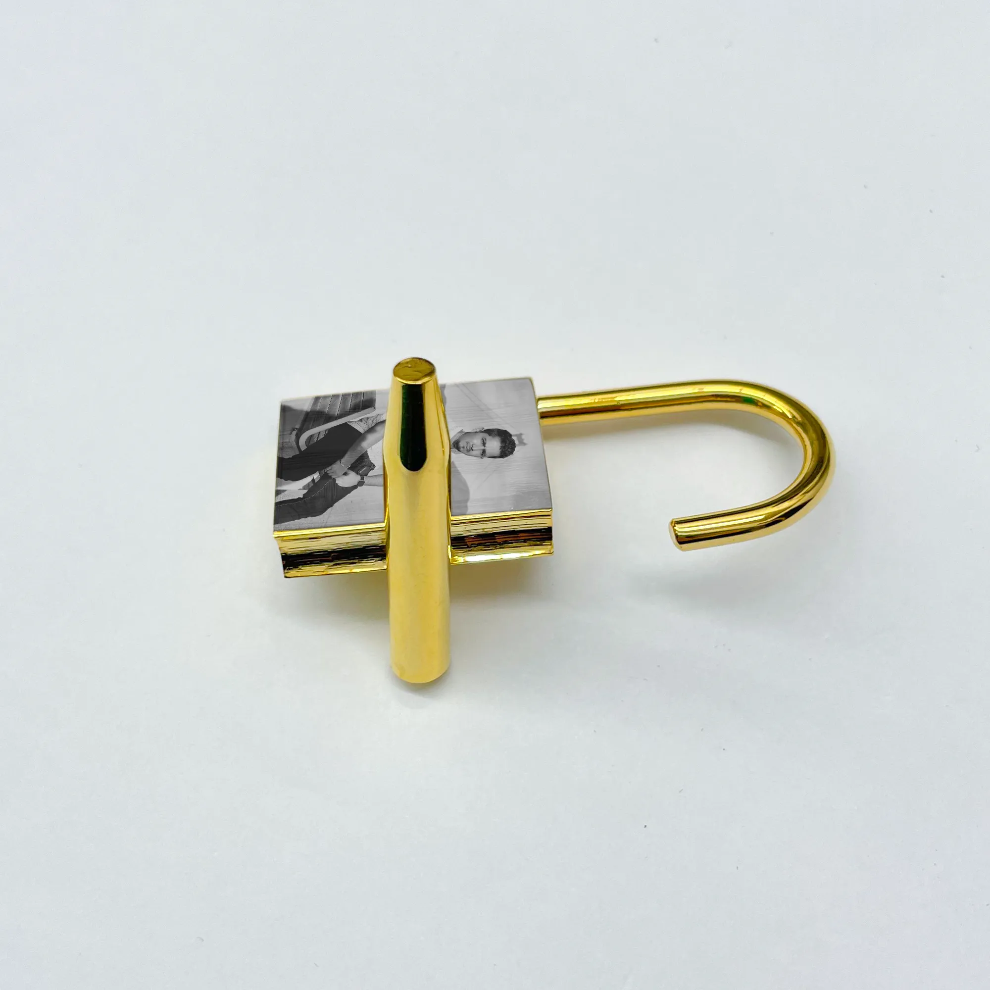 Pull Twist Padlock Keychain BR 204