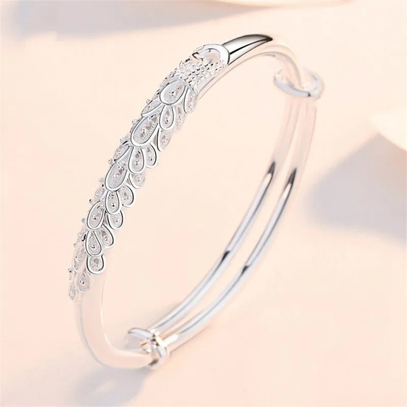 Silver plated leaf bracelet