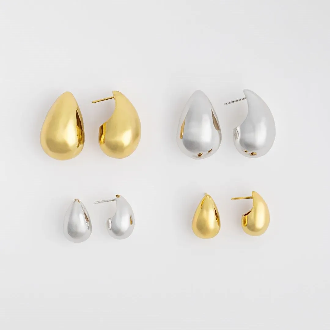 Teardrop Classic  Silver 20mm Stud Earrings