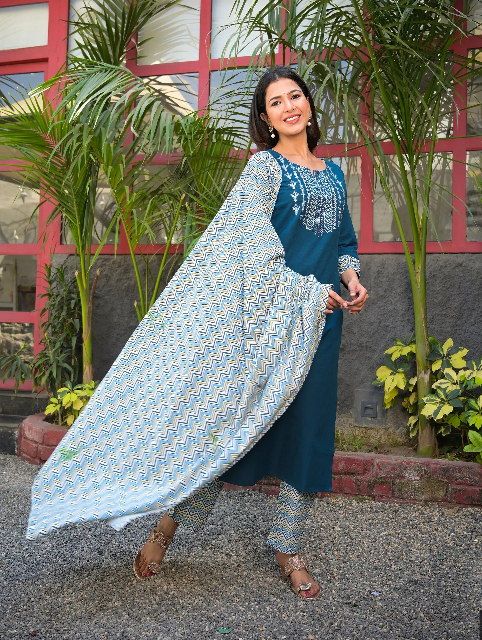 Women Teal Blue Embroidered Dupatta Set